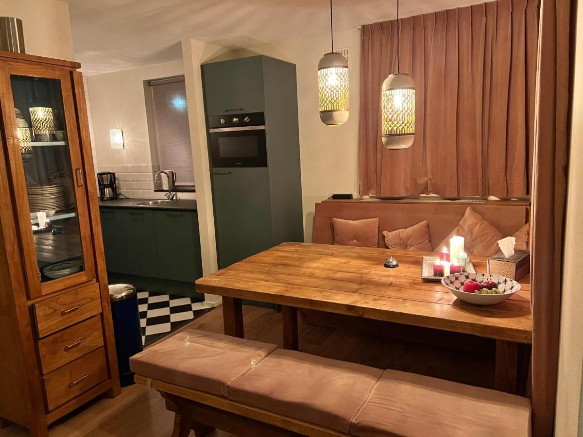 Supergezellig Vakantiehuis Met Hele Grote Tuin Bij Nijmegen Ewijk Exterior foto