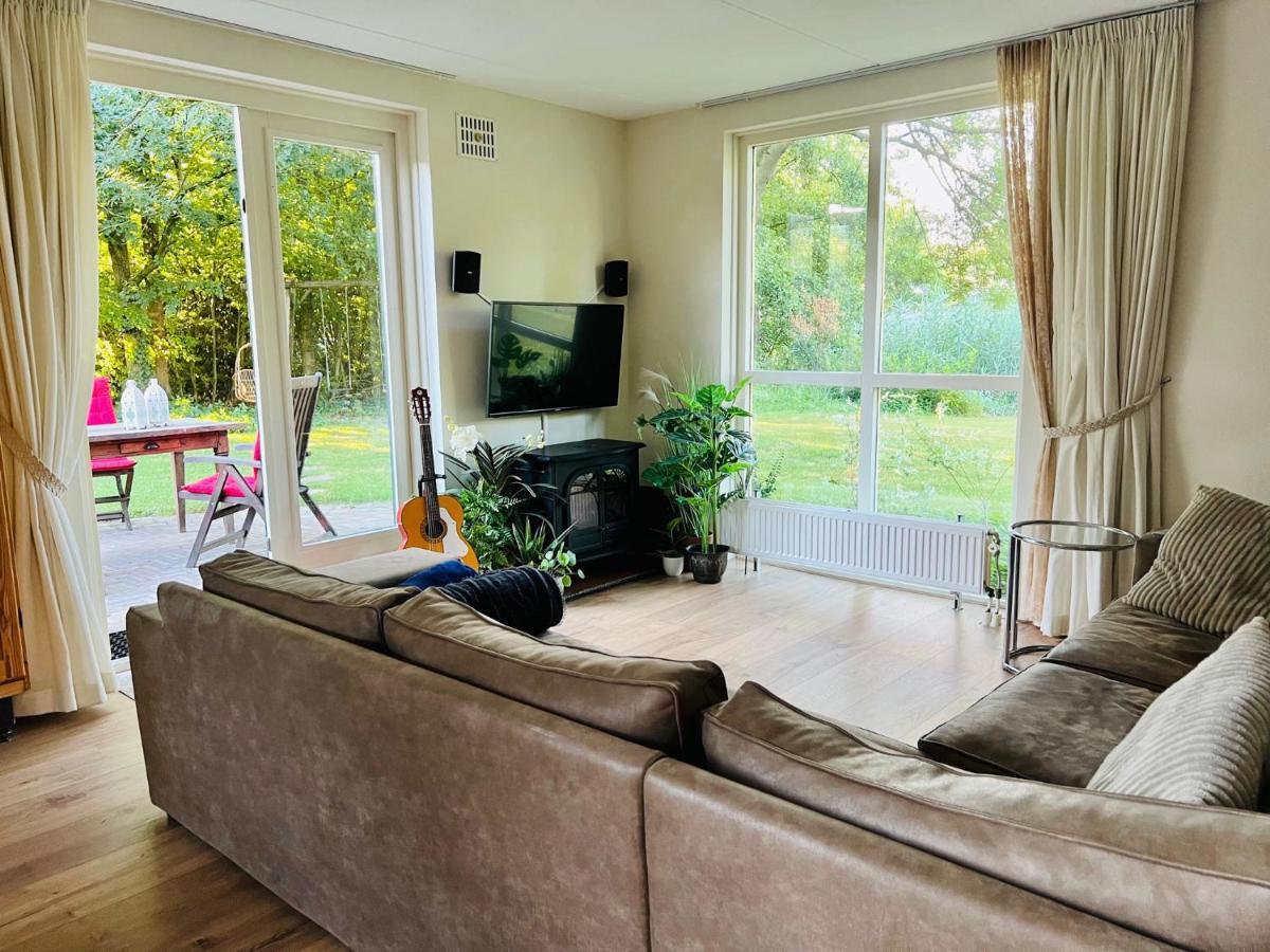 Supergezellig Vakantiehuis Met Hele Grote Tuin Bij Nijmegen Ewijk Exterior foto